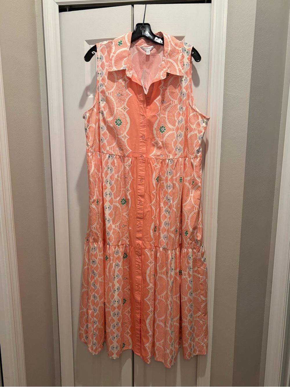 Crown & Ivy Coral Printed Sleeveless Maxi Dress